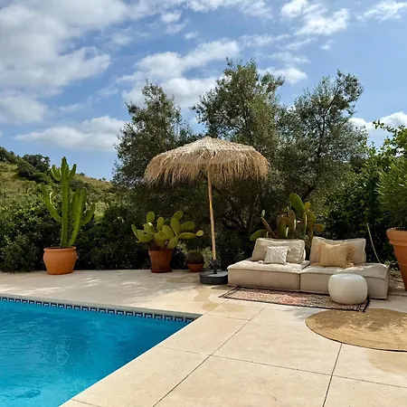 Authentic Luxury In Oasis With Pool Close To Malaga Villa *