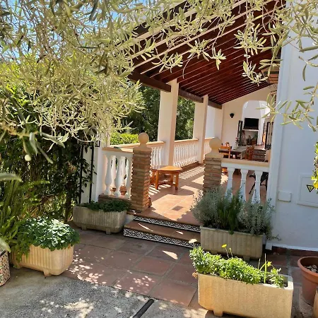 Authentic Luxury In Oasis With Pool Close To Malaga Almogia